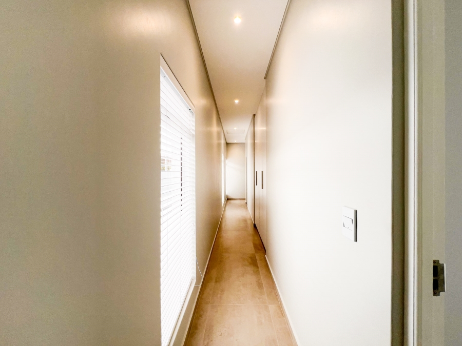 4 Bedroom Property for Sale in Country Club Western Cape